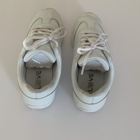 Lesove Women’s Leather Cheerleader Tumbling Shoes - Picture 3 of 8